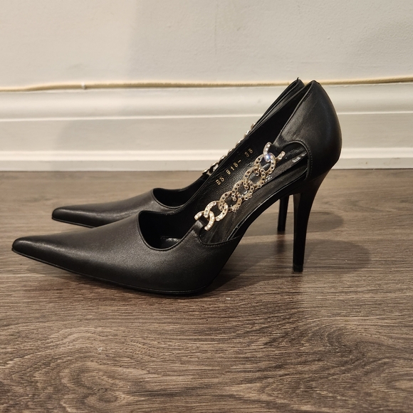 Shoes - Elegant Black Heels with Silver and Rhinestone Chain Detail